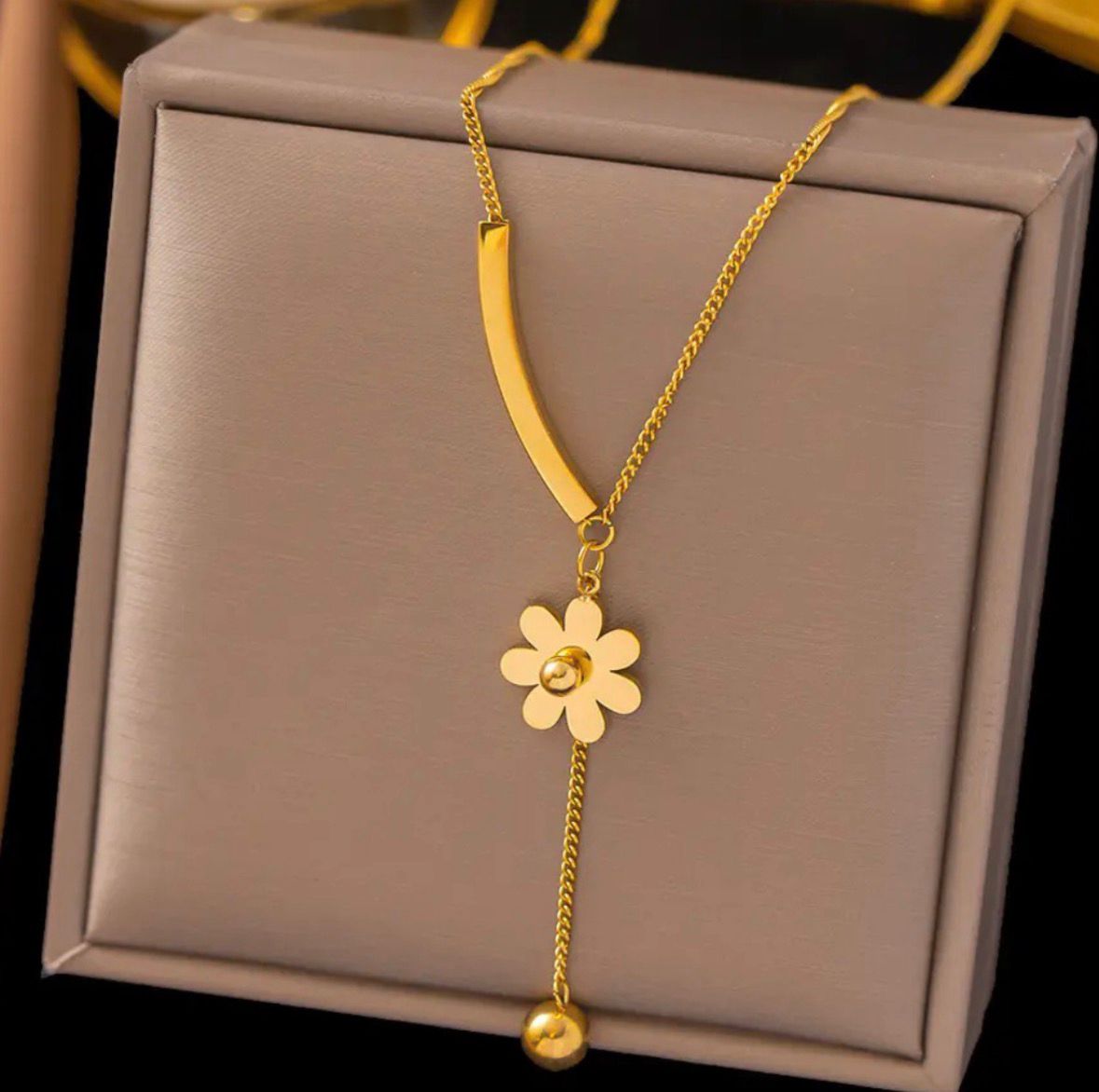 Flower Bar Ball Drop Necklace
