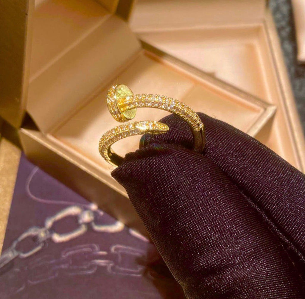 Nail Ring