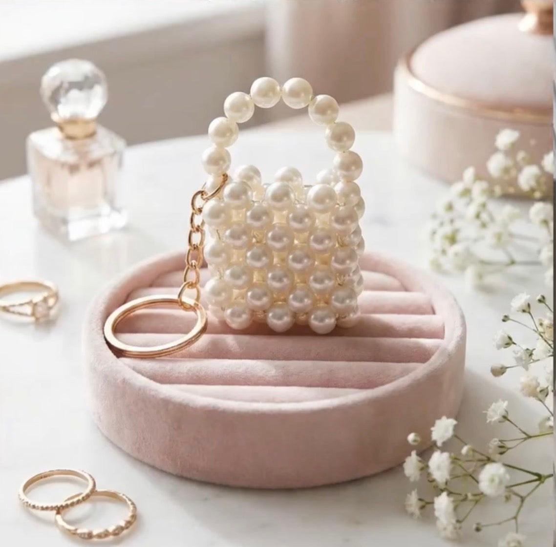Pearl bag keychain 💎