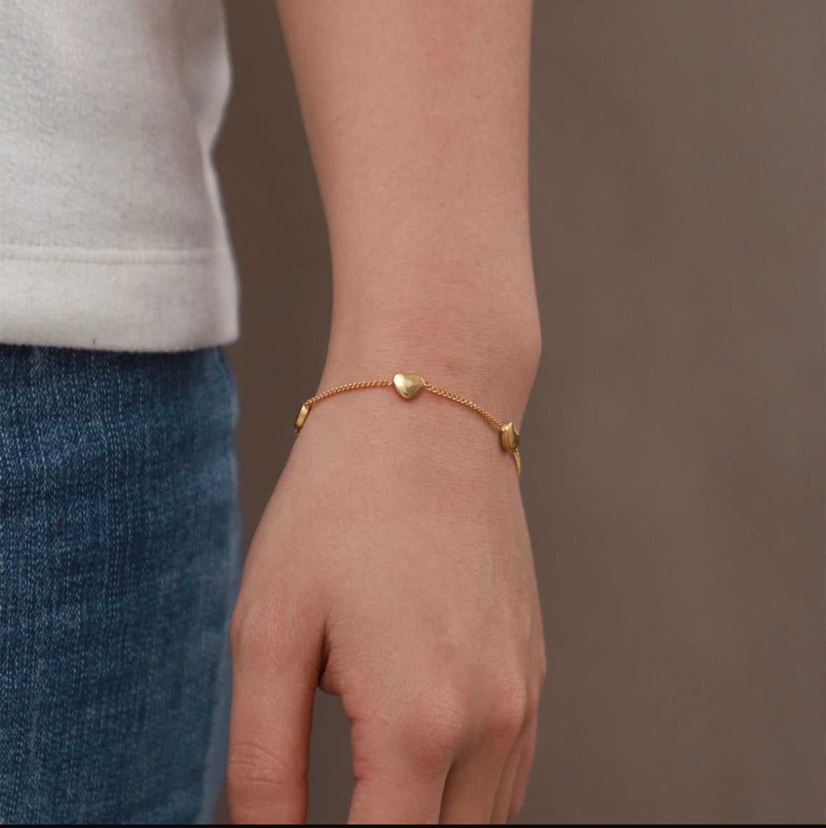 Heartful Chain
Bracelet