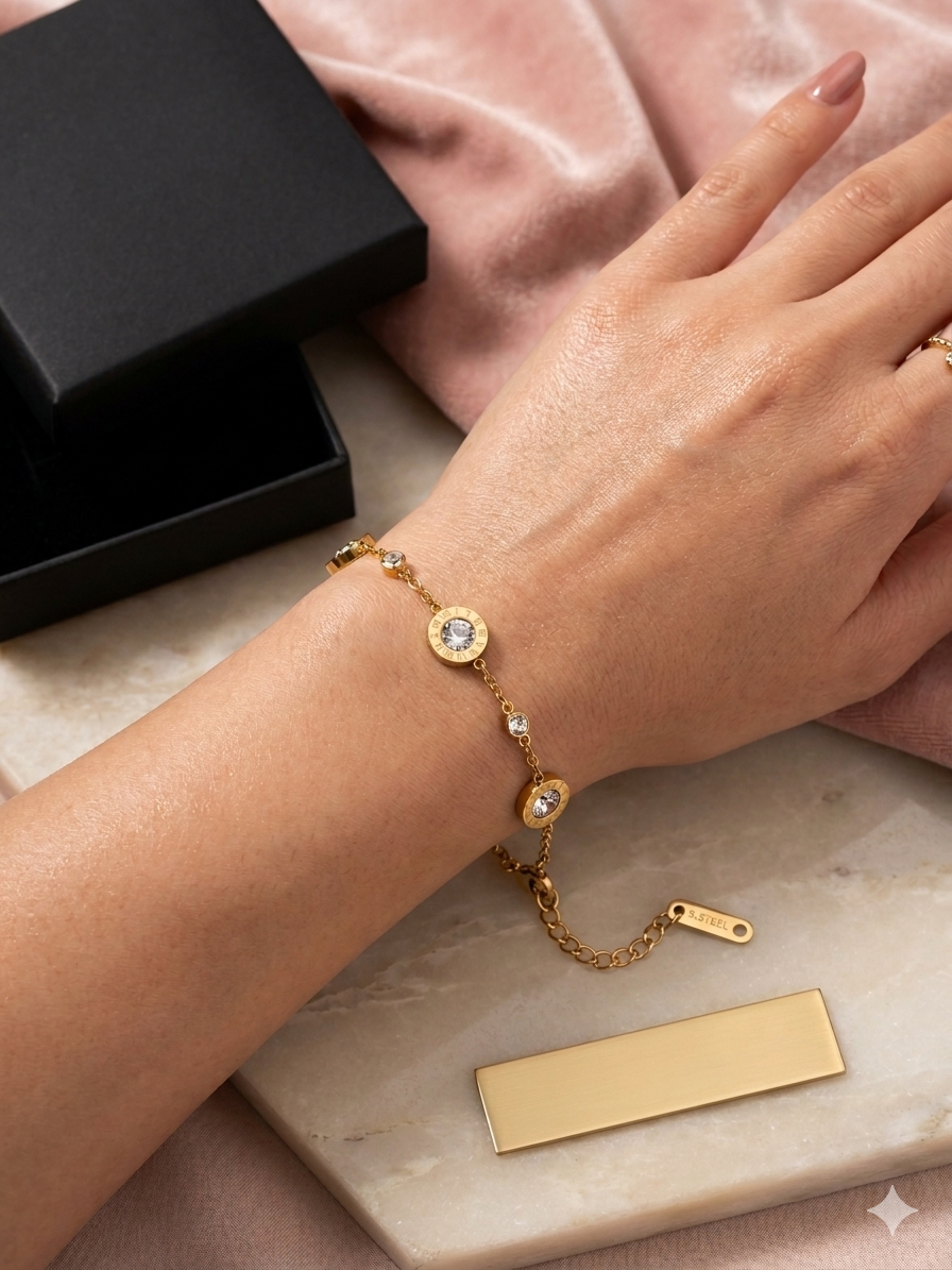 Aura Roman Charm Bracelet
Bracelet