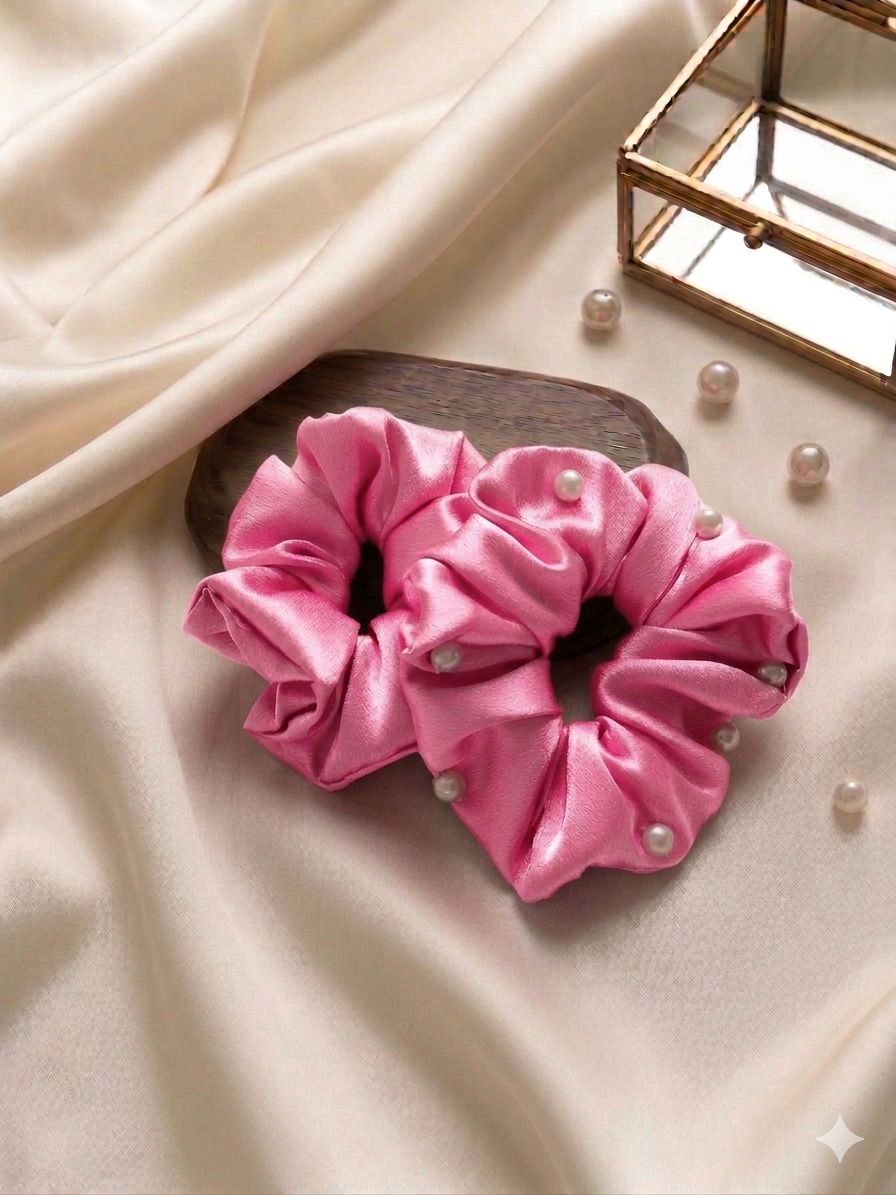 Pinks Scrunchie
