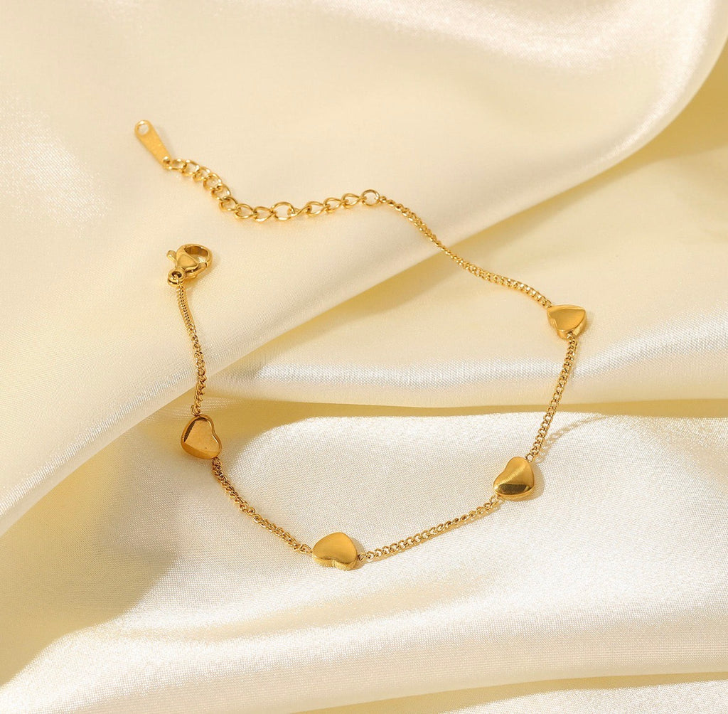 Heartful Chain
Bracelet