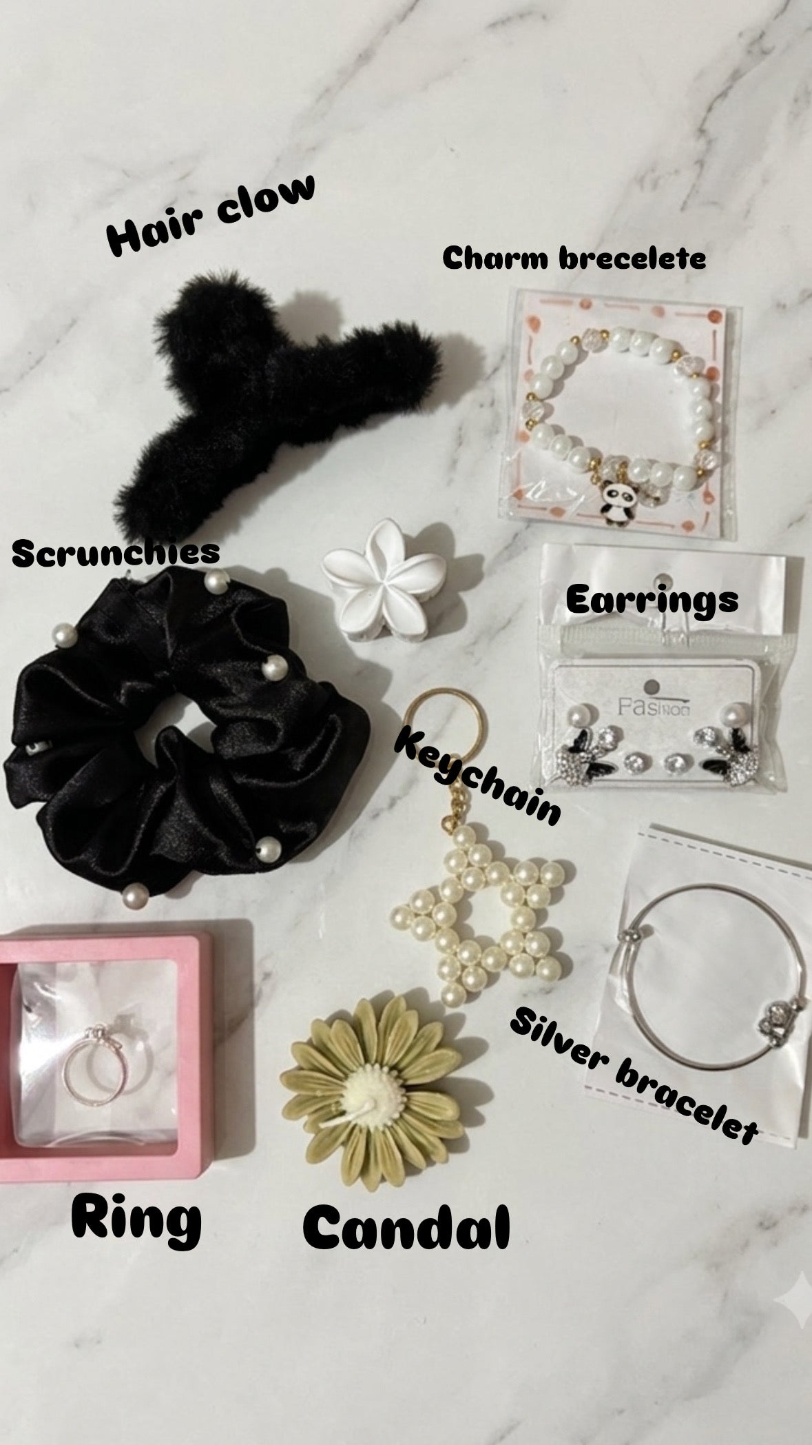 Black gift hampers 🕷️