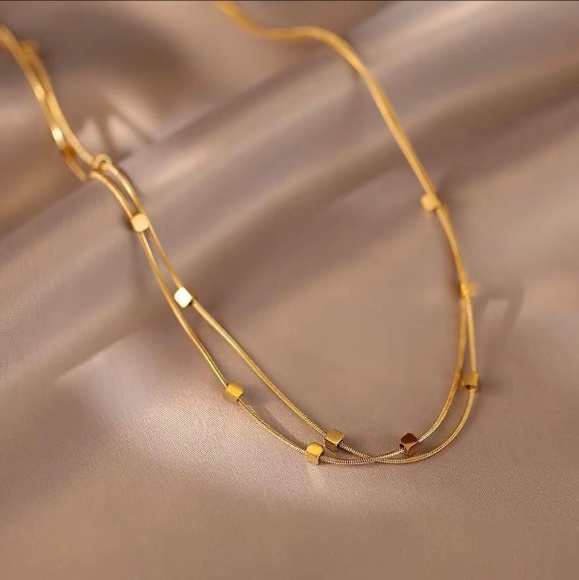 Retro Double-layer Herringbone Cubic Square Beads Necklace
