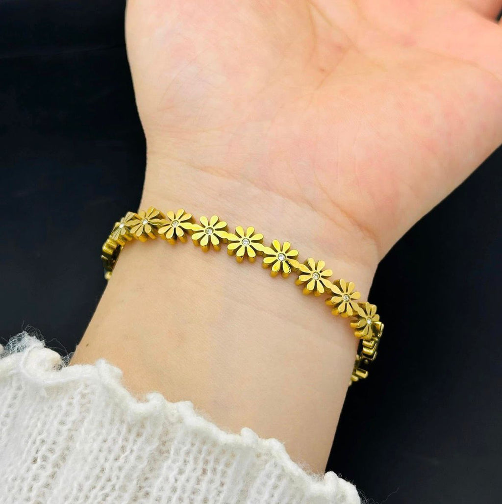 Gold Bangle Clover Kashmiri Floral Design bracelet