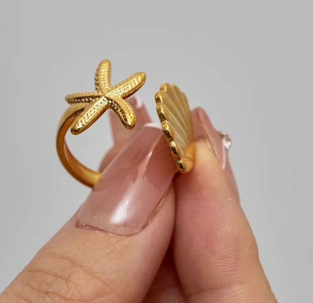 Sea Shell & Starfish Ring